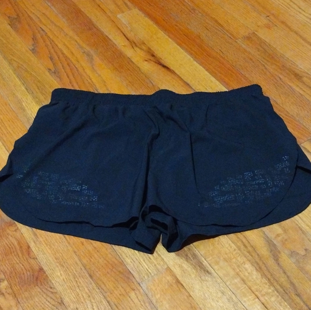 Women's Adidas black shorts, XL